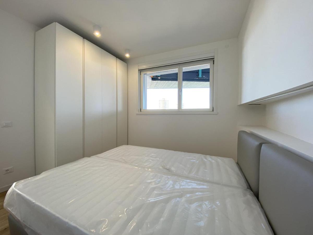 Podium Apartment Lido di Jesolo Luaran gambar