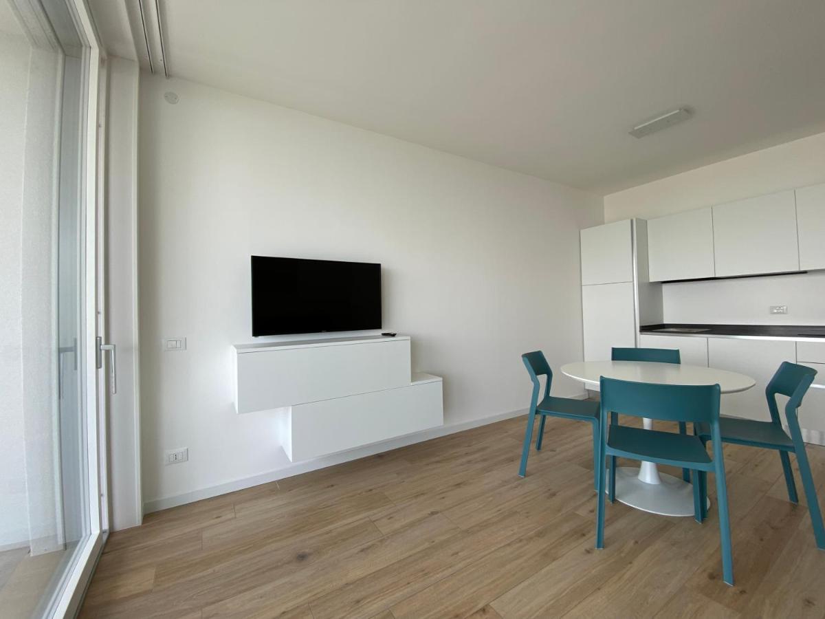 Podium Apartment Lido di Jesolo Luaran gambar