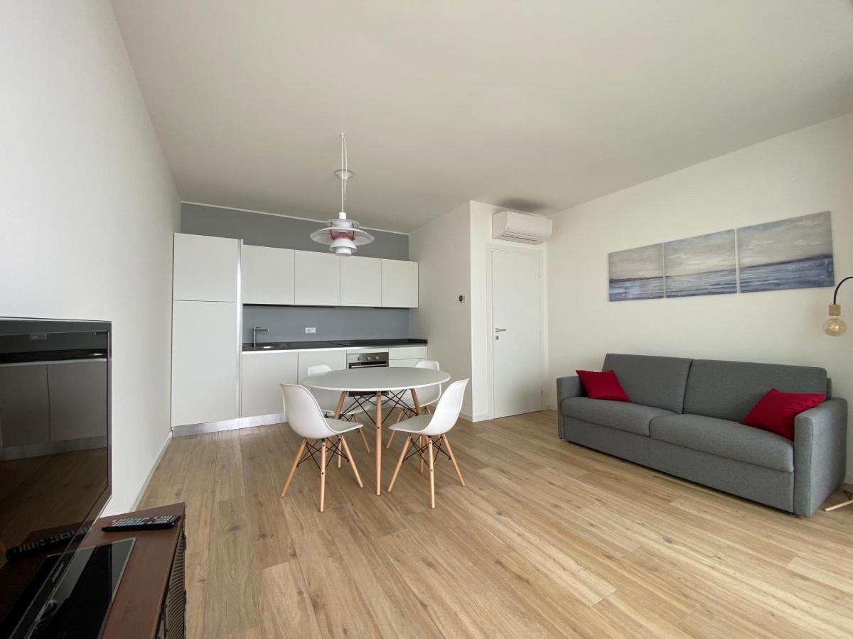 Podium Apartment Lido di Jesolo Luaran gambar