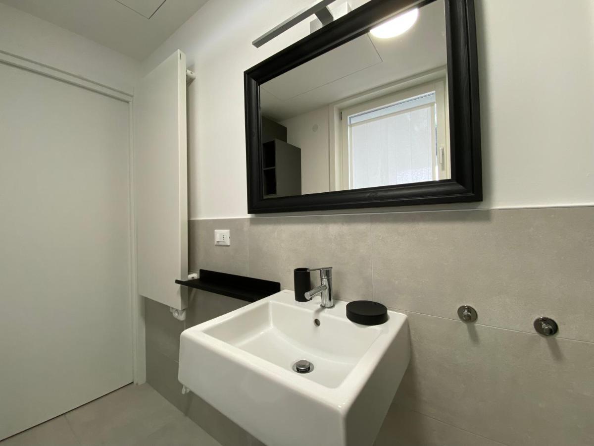 Podium Apartment Lido di Jesolo Luaran gambar