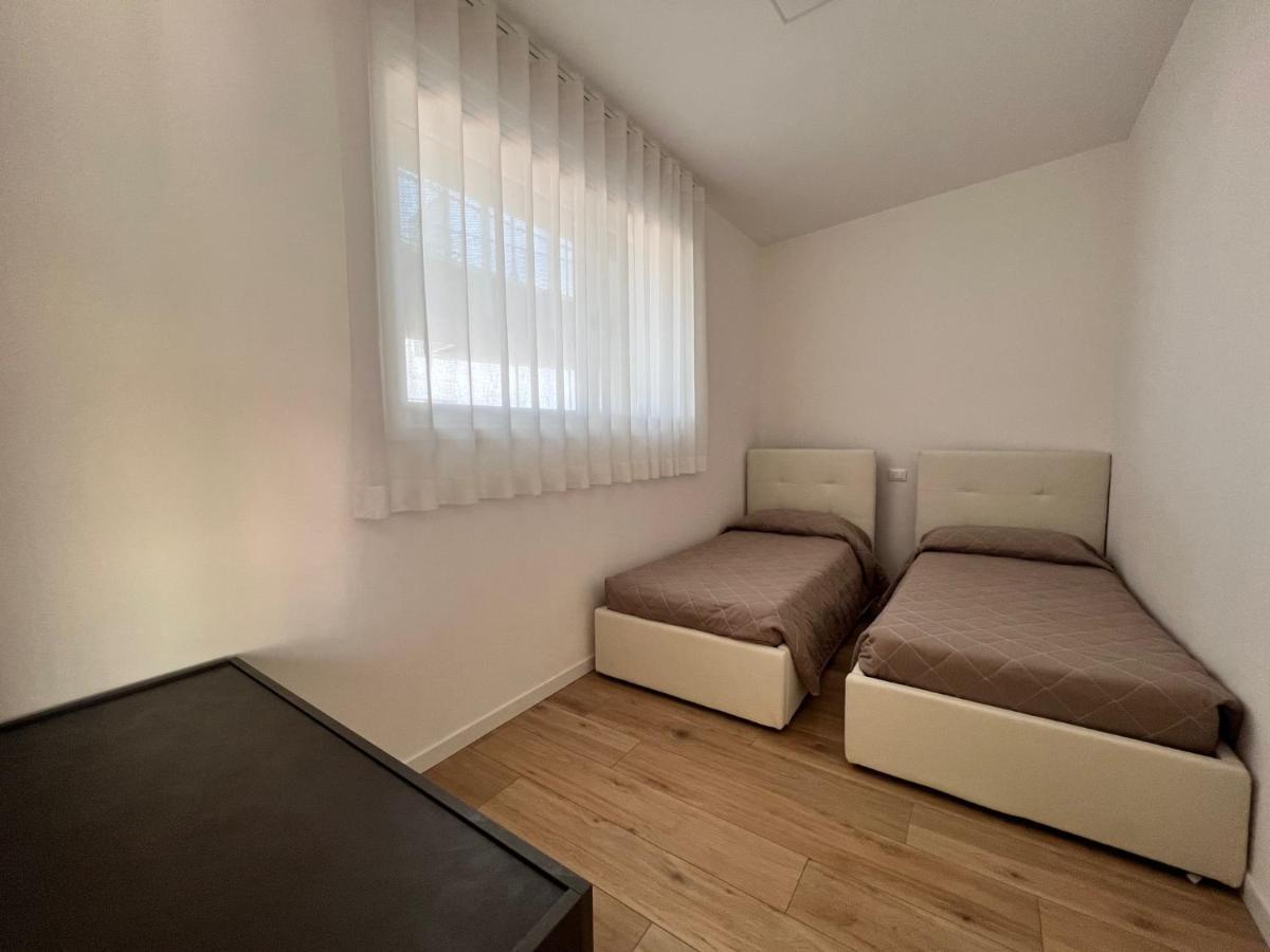 Podium Apartment Lido di Jesolo Luaran gambar